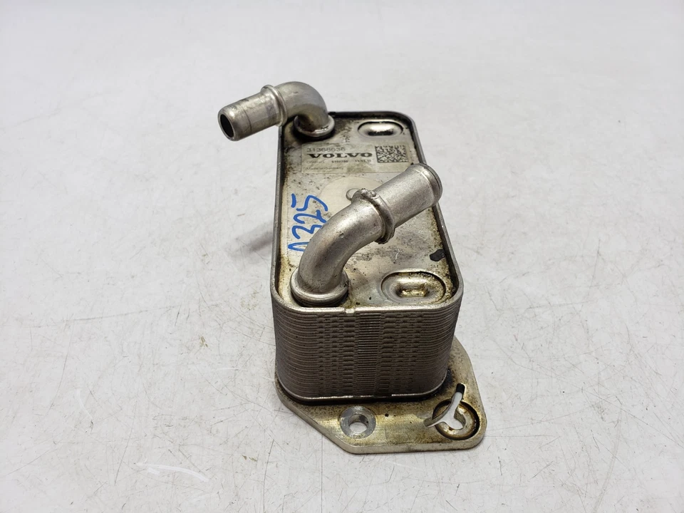 ✅ Enfriador de aceite de motor de gasolina Volvo XC90 2016-2024 2,0 L fabricante de equipos originales Foto 3 de 4