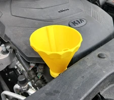 Kia Hyundai Threaded Oil Funnel (Hands Free No Mess)