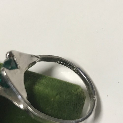 Vintage Simulated Emerald Stamped 18k HGE Ring Size 5 May Birth Stone Green - Picture 6 of 14