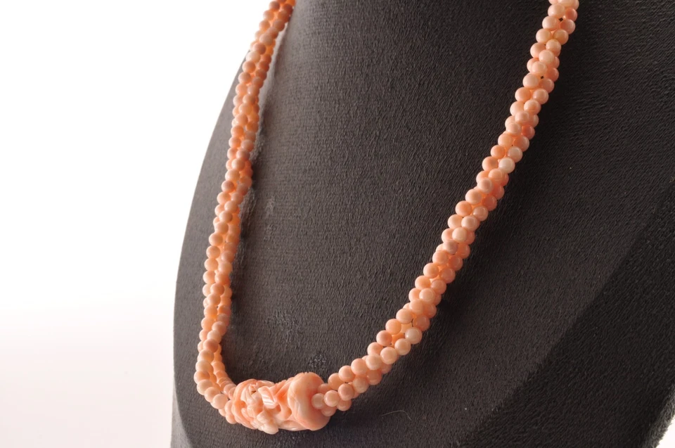 Collar piel de ángel coral "flores de cerezo" (154ct) broche oro 14k, certificado. Foto 3 de 4