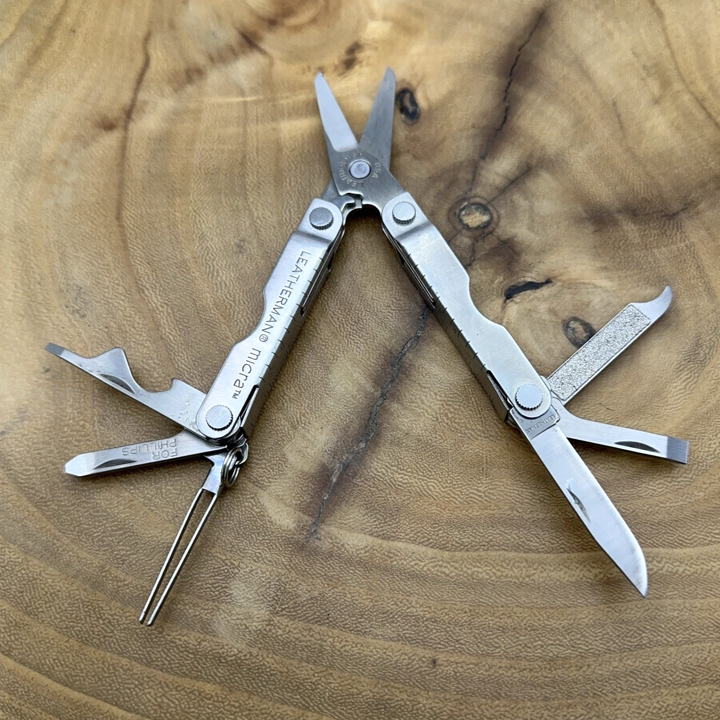 1 Leatherman Micra Stainless Mini Multitool Knife, Stainless Dated 10/03 *READ*