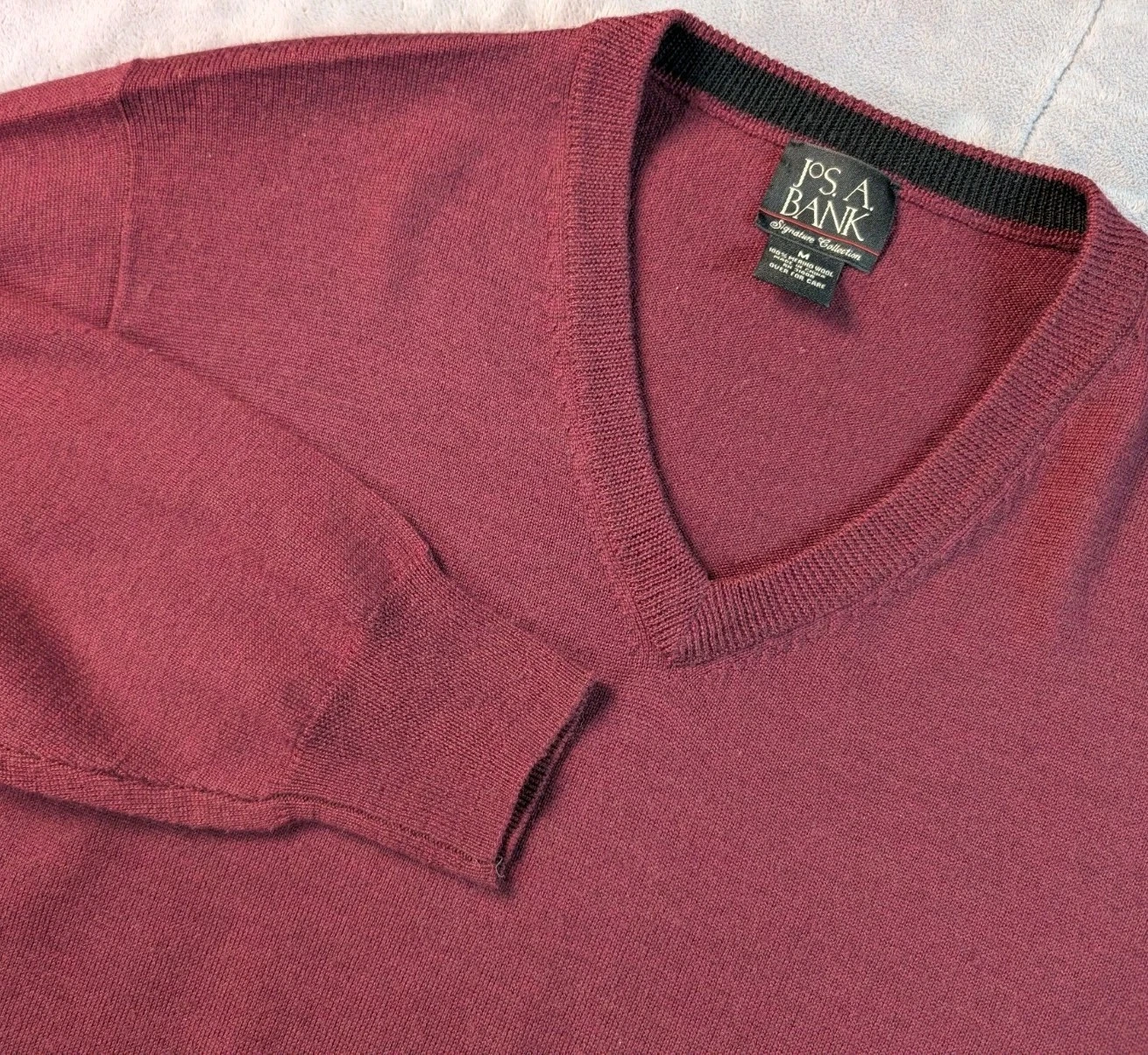 Banana Republic 100% Extra Fine Merino Wool V-Neck Sweater Pullover Men's Medium