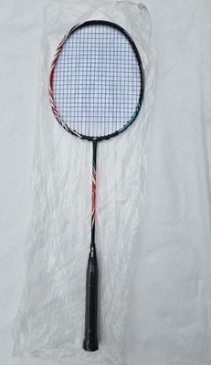 Astrox 100 Badmintonschläger - blau/schwarz mit blauen Saiten - nagelneu