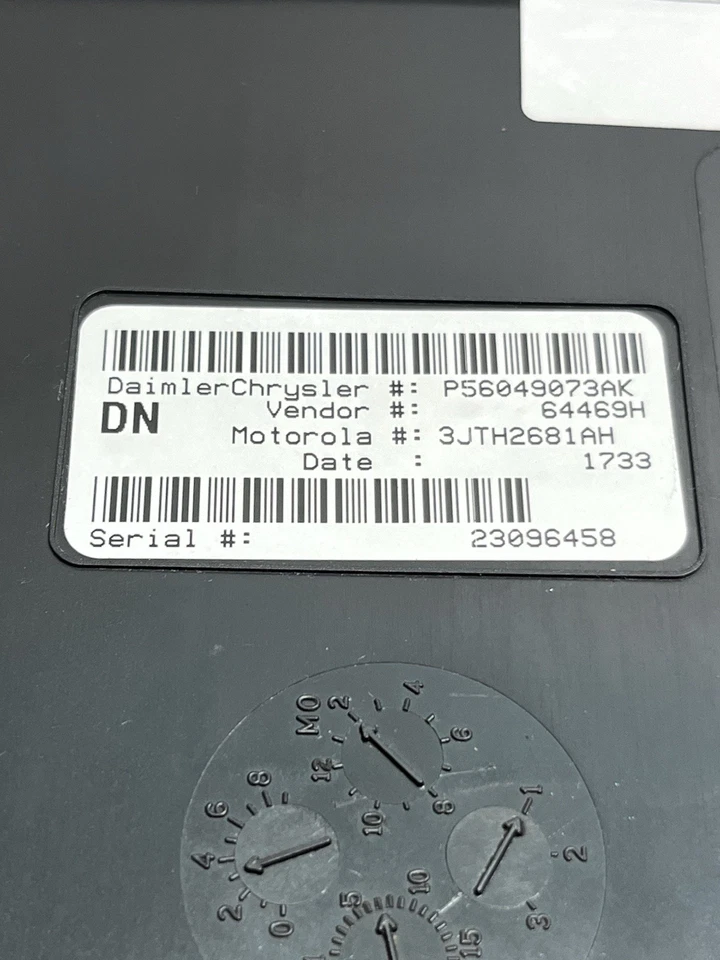 01-03 Dodge DURANGO CTM MÓDULO DE DISTRIBUCIÓN CENTRAL UNIDAD CTU OEM BCM ALARMA P56049073AK Foto 2 de 4