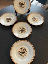 Service de 5 assiettes à