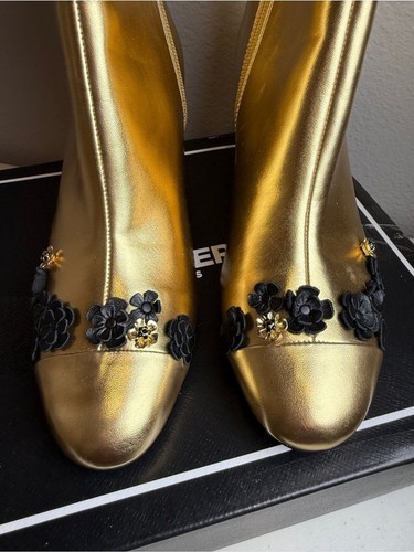 Karl Lagerfeld Paris Dalyn Fleur Booties