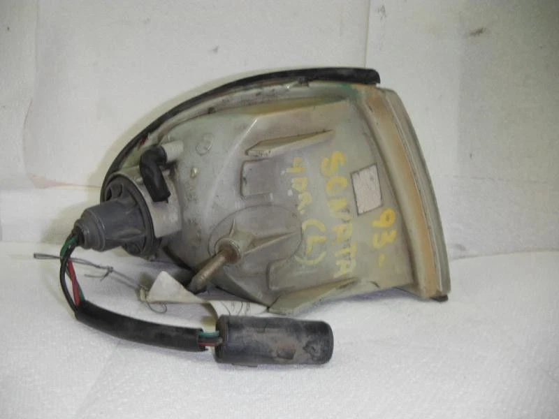 Driver Corner/Park Light Park Lamp-turn Signal Fits 92-94 SONATA 132265 - Image 3 of 3