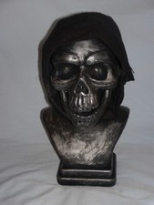 Halloween Animated/Talking 13" Skull Bust, Motion Activated