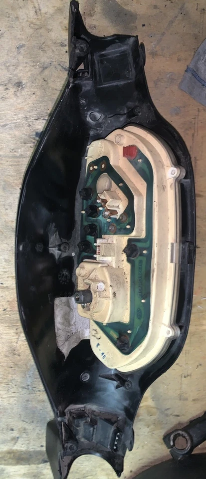 STRUMENTAZIONE  CONTACHILOMETRI SCOOTER GILERA TYPHOON 50CC - Immagine 3 di 3