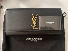 小物 Yves Saint Laurent Cassandra wallet Preços baixos em Bolsas Saint Laurent Cassandra | eBay