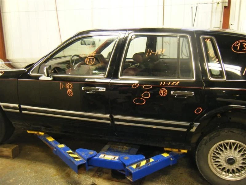 Colector de escape izquierdo del conductor para 91-93 Lincoln & Town Car 24185 Foto 4 de 4