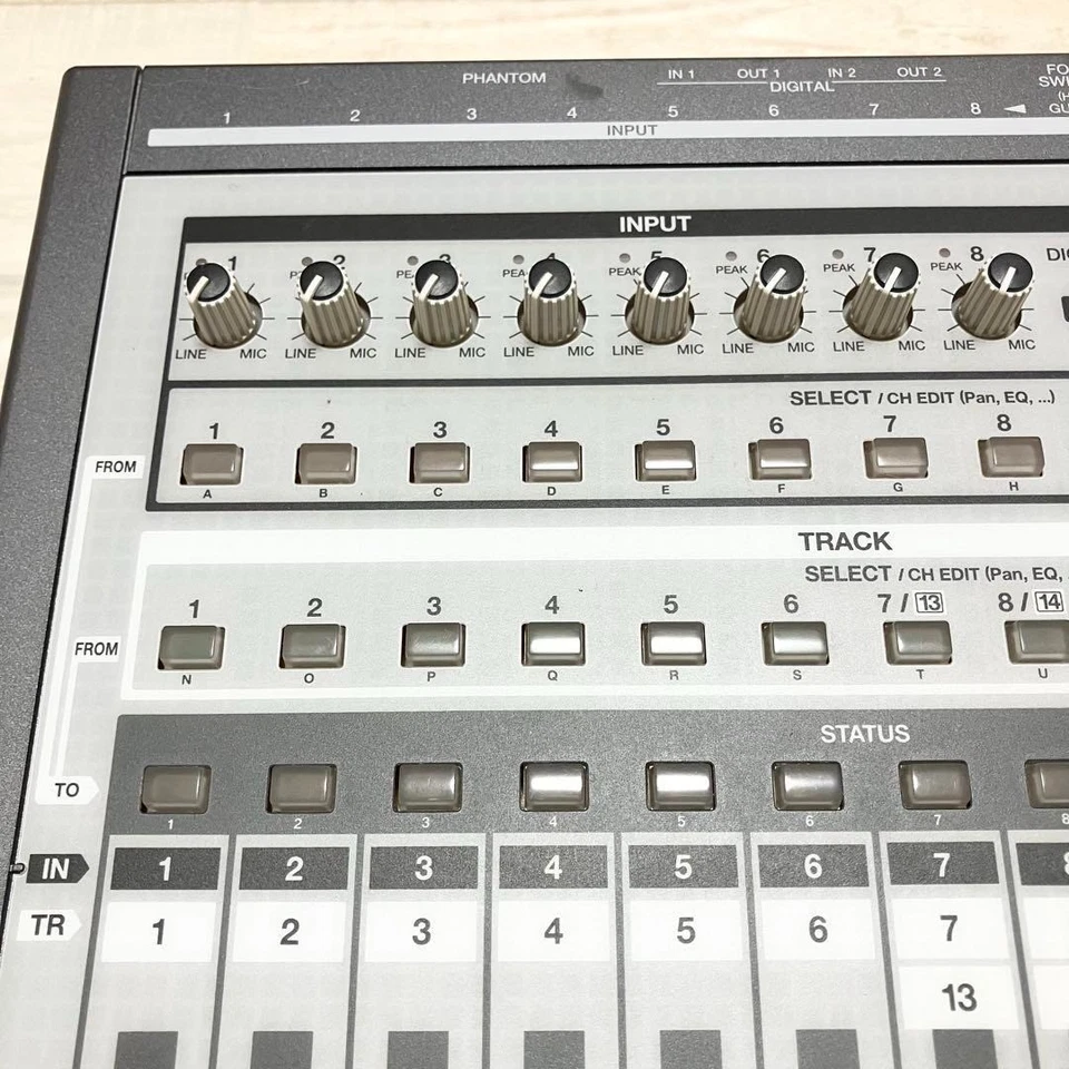 Roland VS-1824CD Digital Multitrack Recorder Discontinued VHTF from Japan BIN - Image 3 of 4