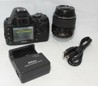 Nikon D40 6.1MP DSLR Camera with 18-55mm f/3.5-5.6G ED II AF