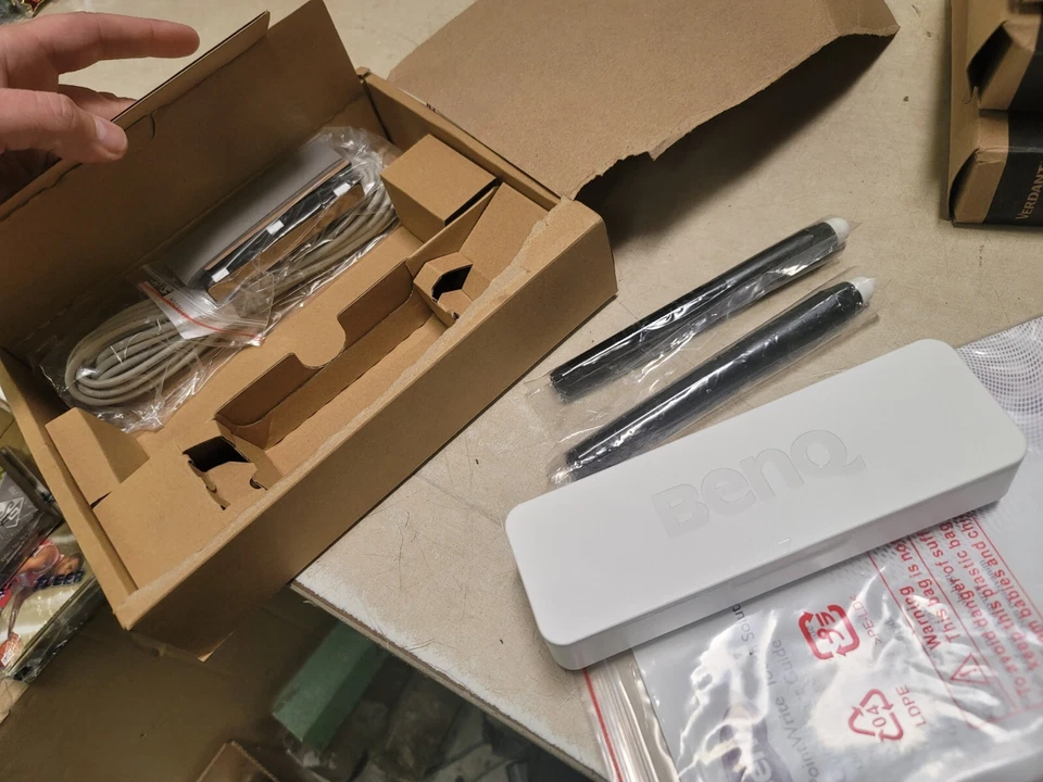 Módulo táctil para dedos BenQ Pointwrite 5J.J8L26.13E nuevo caja abierta Foto 2 de 4