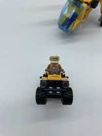 LEGO City 60158 - Jungle Cargo Helicopter 95% Complete - See Pictures.