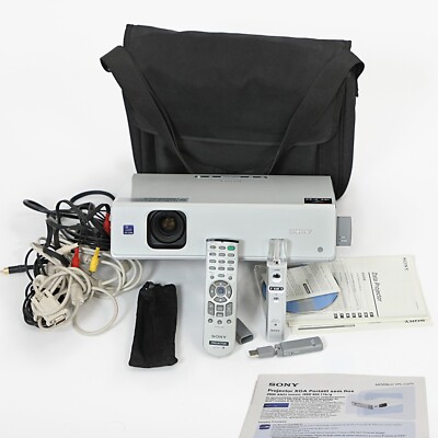 Sony VPL-CX86 Projector   3000 Lumens   XGA   Excellent Condition   Original Box