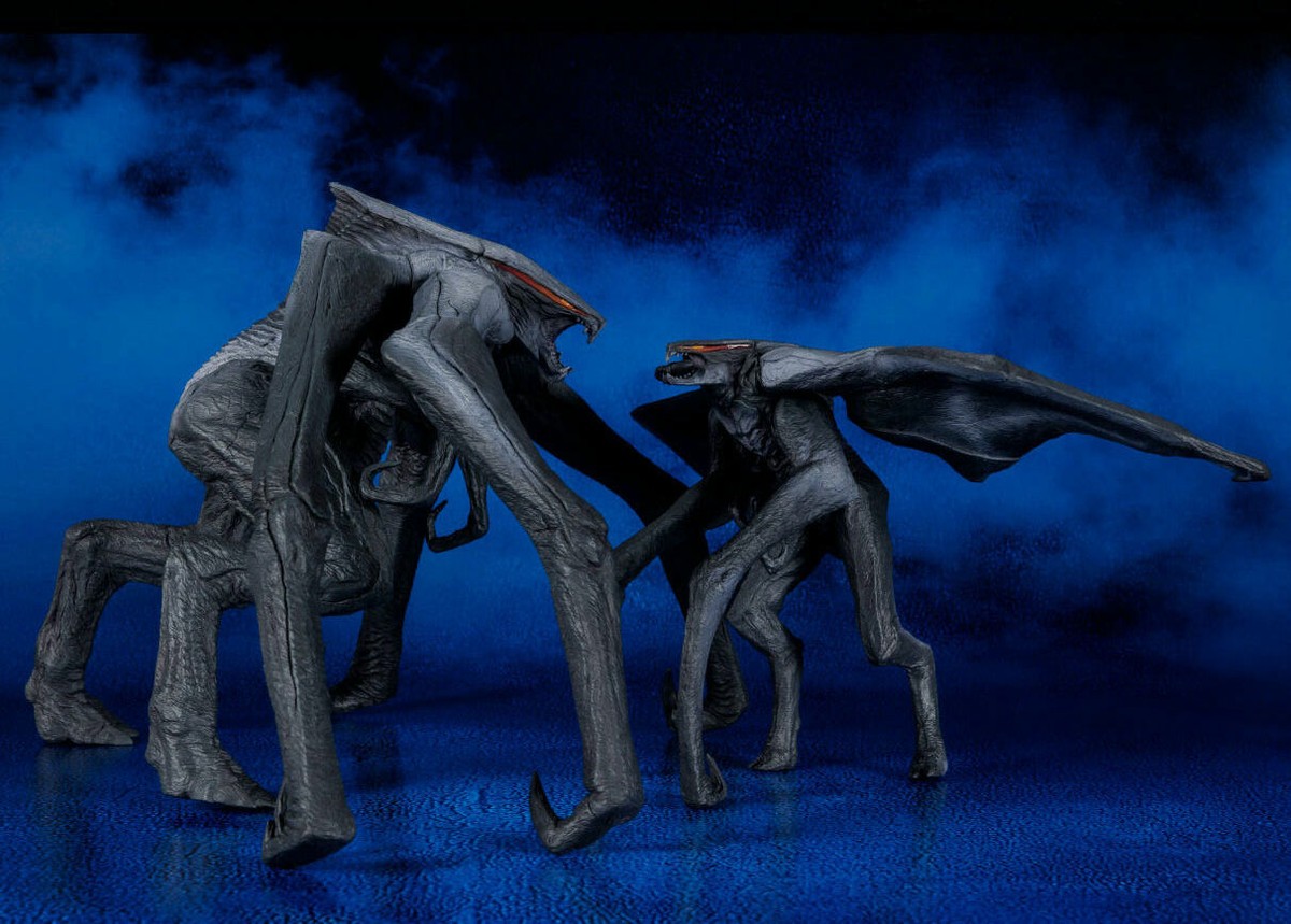 muto
シューズ 2cm　US MUTO set Premium Bandai Limited Kaiju Out of The Laws