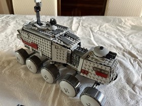 LEGO Star Wars: Clone Turbo Tank With Minifigs (75151)