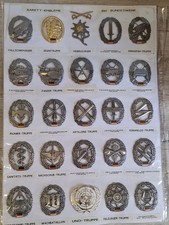 Bundeswehr Mustertafel Barett-Embleme Abzeichen 26 Abzeichen Sammlung