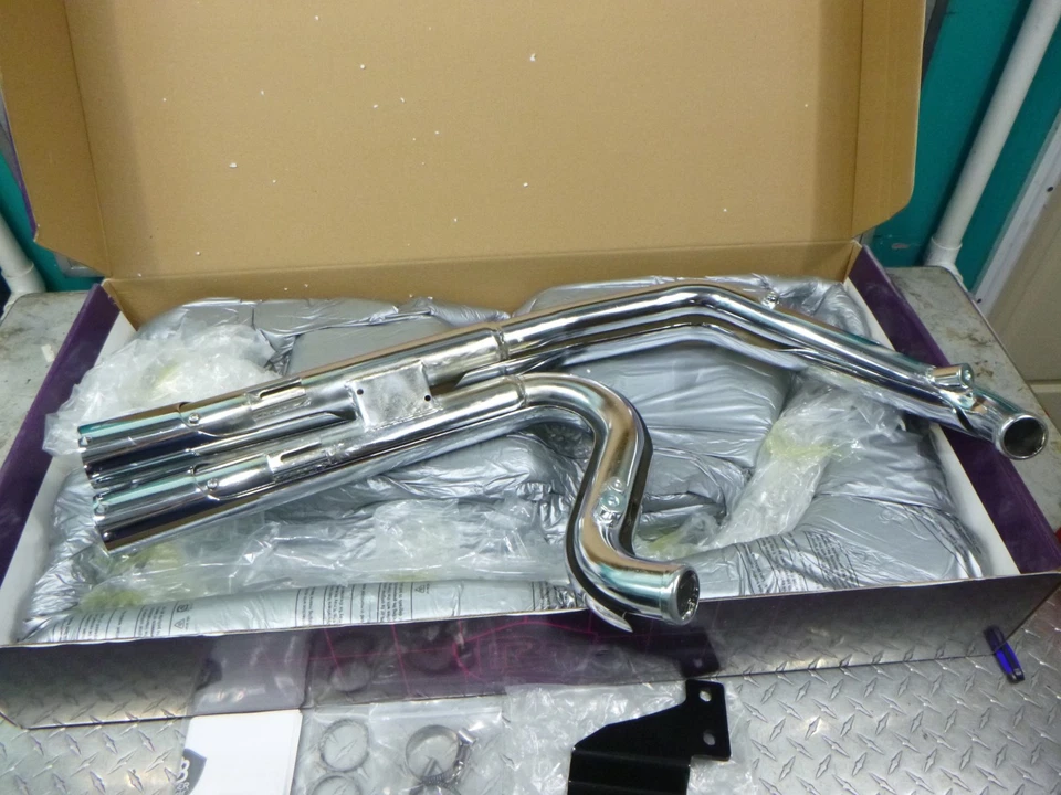 Harley Davidson Drag Style Exhaust System 86'-16' Softail Chrome BB-EXST-1001C Foto 4 de 4