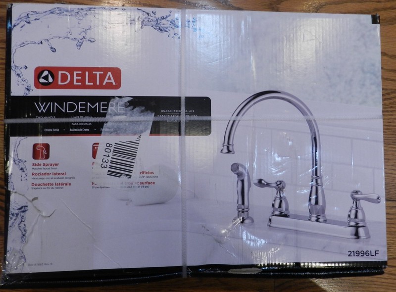 Delta 21996LF Windemere Kitchen Faucet, Sprayer - Chrome, New