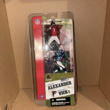 2004 NFL Players Inc. Shaun Alexander and Michael Vick McFarlane Figures 2-Pack