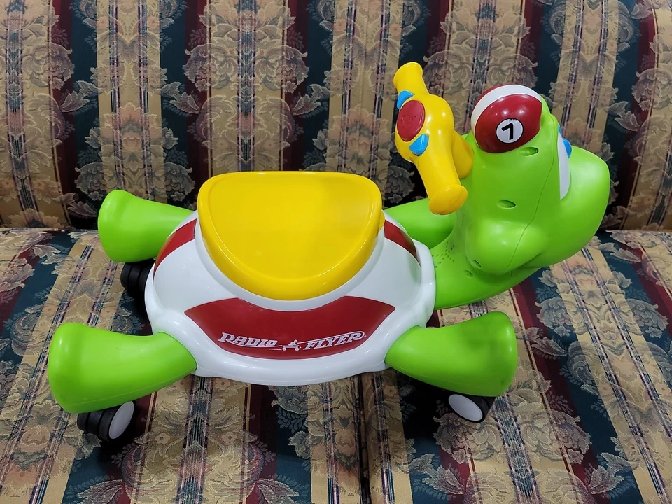 Radio Flyer Turbo Turtle de colección Foto 3 de 4