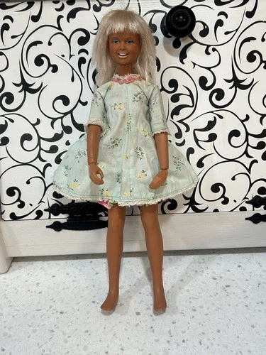 Kenner 1974 Vintage Dusty Doll