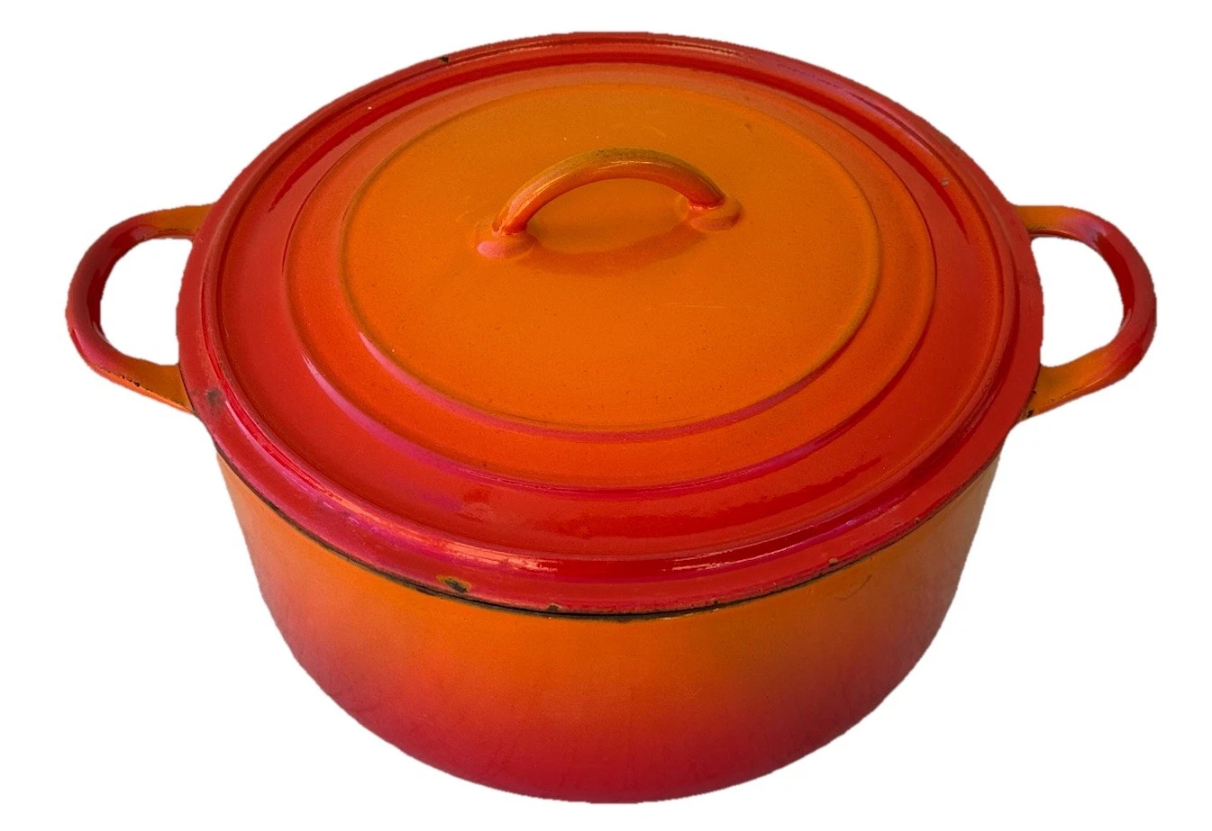 DESCOWARE Flame Enamel Round Dutch Oven Cast Iron Pot Round Belgium 9” D FE 8