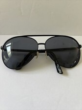 Quay 236407 Womens Vivienne 111 Classic 100 UV Pilot Sunglasses Black/Gray