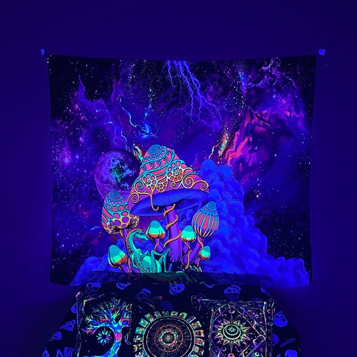 BANRD NEW Trippy Psychedelic Hippie Wall Hanging Tapestry Mural Background Cloth - Picture 2 of 18