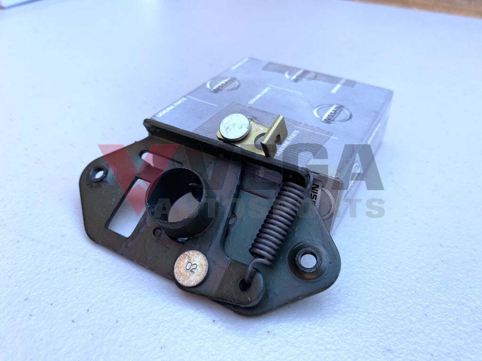 Glove Box Button For Datsun 1200 B110 B120 - Sedan, Coupe, Ute, Wagon - View #2
