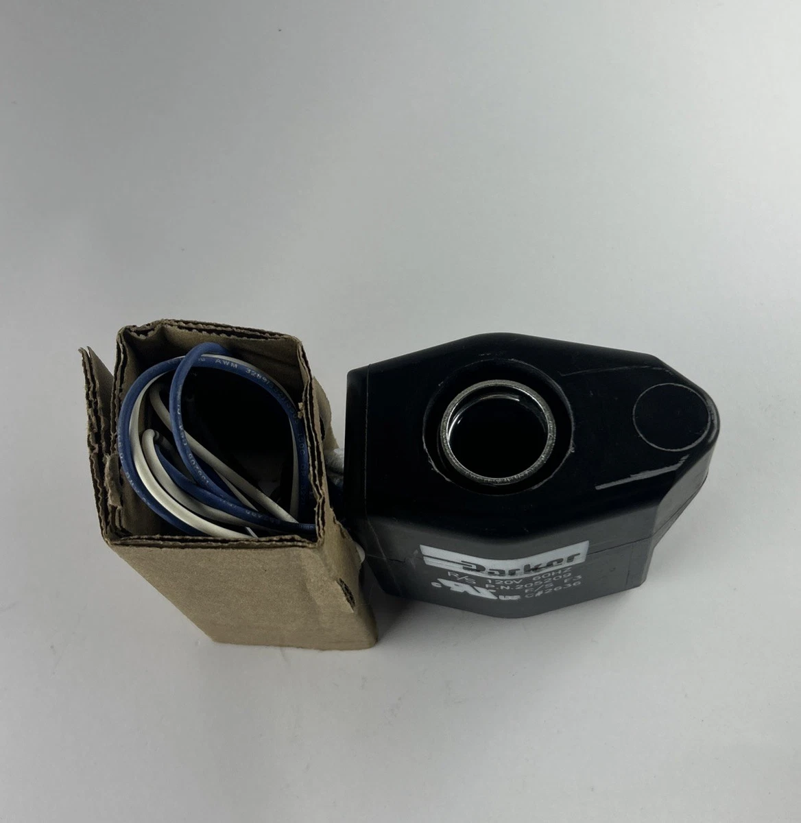 Parker 205209 Industrial Refrigeration Solenoid Coil 120V 60Hz photo 3