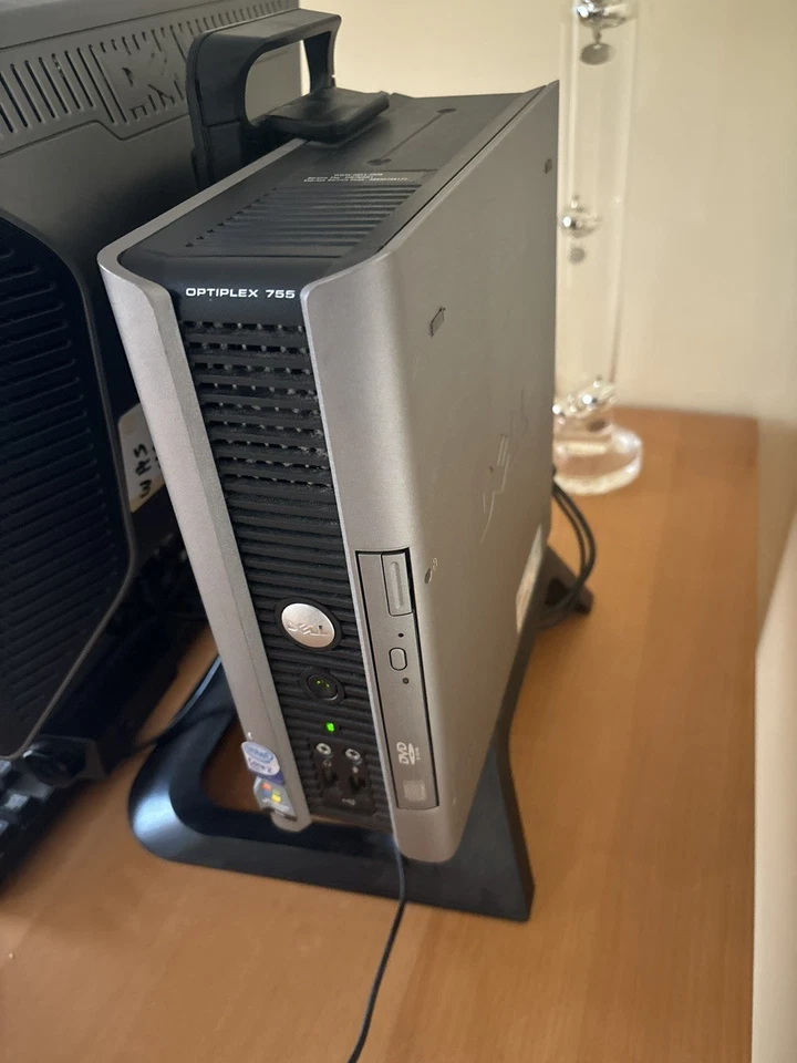 Windows 8 Dell optiplex 755 Desktop computer duo core 2GB 17" Monitor 74GB HD - Image 3 of 4