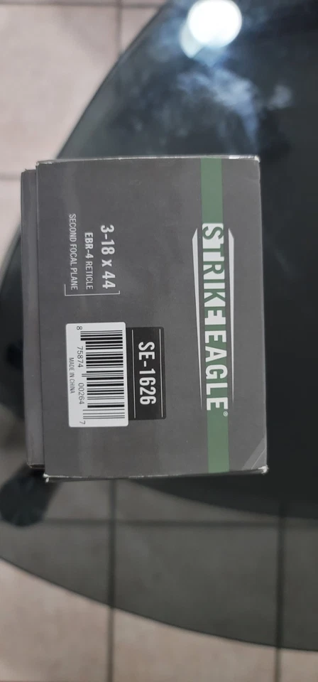 Mira telescópica Vortex Strike Eagle 3–18x44 (modelo SE-1626) con retícula EBR- Foto 2 de 4