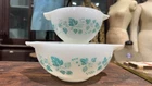 SET OF 2 RARE TURQUOISE AQUA BLUE HTF JAJ PYREX CINDERELLA MIXING BOWLS 441 443