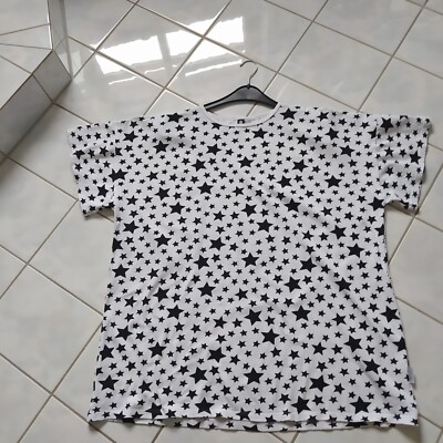 Shirt Damen Kurzarm Trigema weiß mit schwarzem Sternenprint, Gr. 5XL , neu
