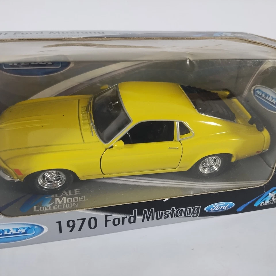 1970 Ford Mustang Yellow Welly 1:43 Diecast Sealed - Image 3 of 4