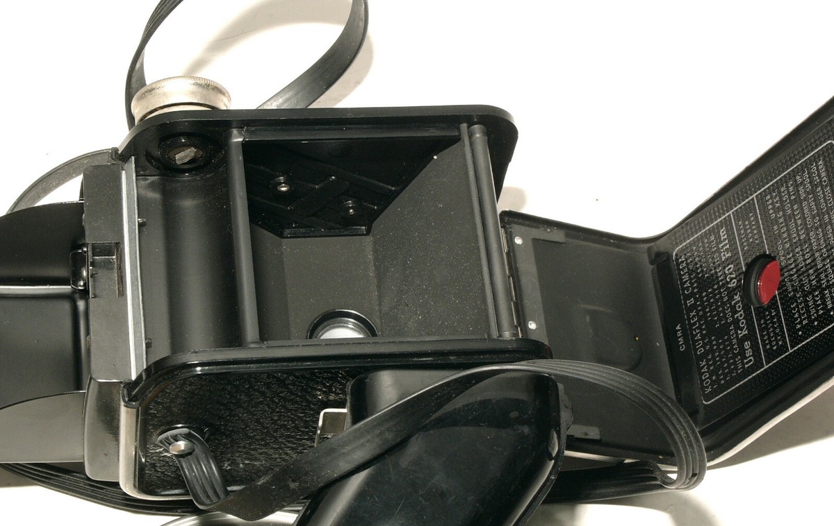 Kodak Duaflex II Camera with flash attachment | eBay Kodak Duaflex II Camera with flash attachment | eBay