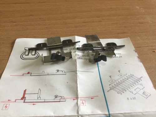 2 Stk. TT Kontaktgarnitur f.Autom.Analog.Zugbetr. Bausatz TT Bahnen 08430