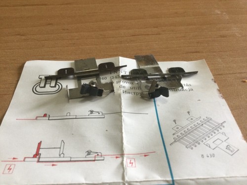 2 Stk. TT Kontaktgarnitur Bausatz Berliner TT Bahnen 08430 - Picture 1 of 1