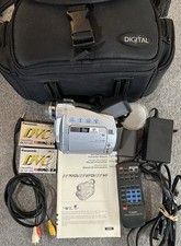 Cannon ZR60 Digital Video Camcorder Bundle TURNS ON/READ DESCRIPTION 