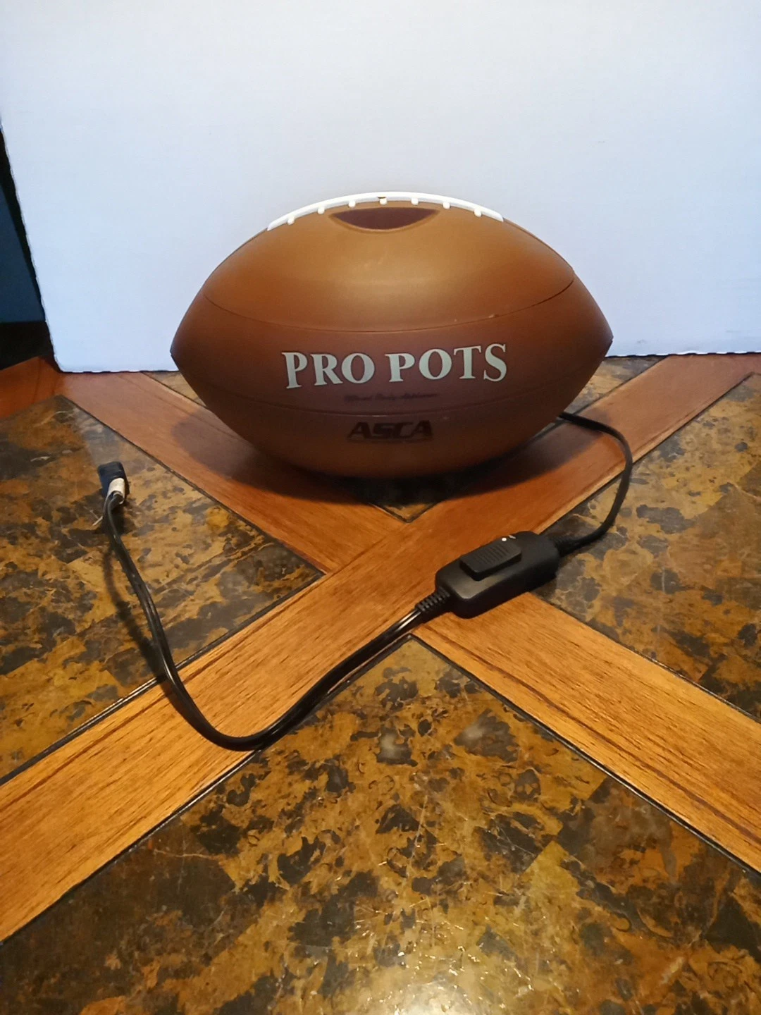 Pro Pots Football Shaped Slow Cooker 1.5 Quart Crock Pot FB-77 Tested