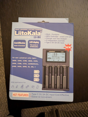 LiitoKala LII-M4 Smart Battery Charger