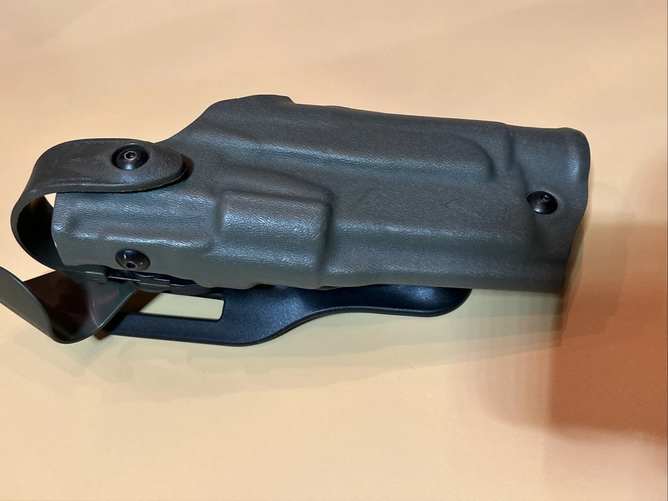 Safariland 6360 Lev3 STX Duty Holster Glock 19 23 w/ Light LH, Green - Image 4 of 4