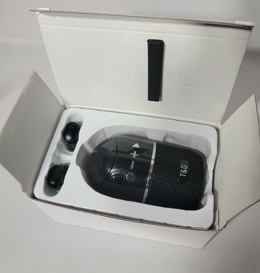 wireless bluetooth speaker and earbuds with charging case 2 in 1