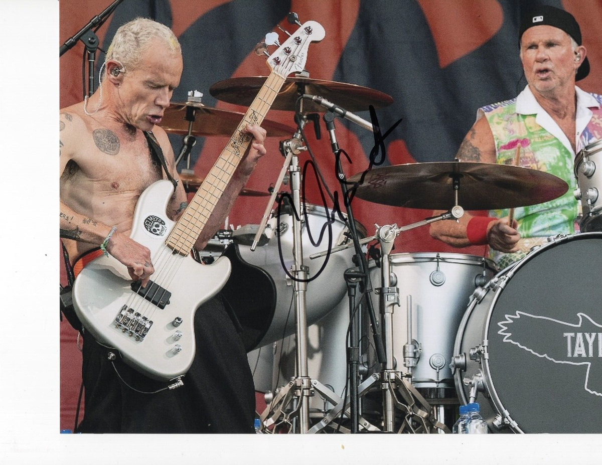 CHAD SMITH RED HOT CHILI PEPPERS DRUMMER SIGNED ROCKING OUT WITH