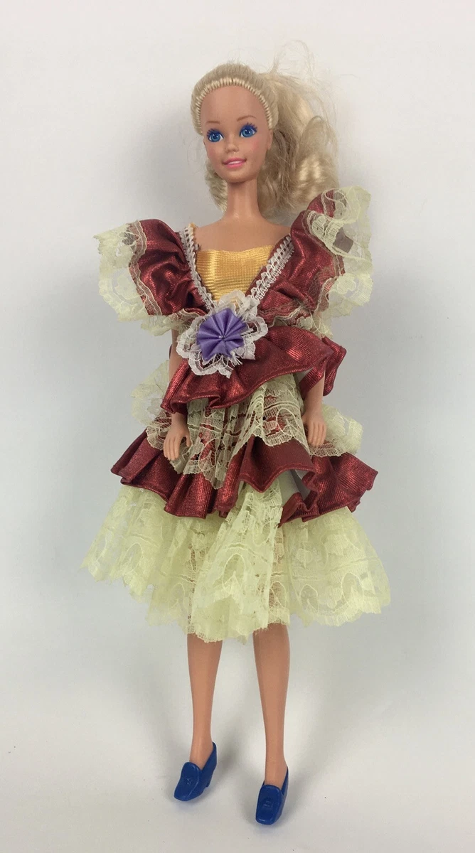 Barbie ancienne sale
