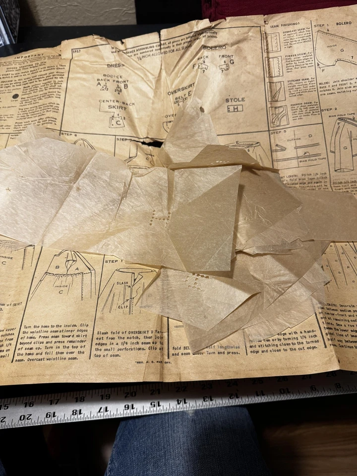 Armario Muñeca Toni Vintage Advance 5957 Patrón Costura Años 50 Completo No Foto 3 de 4