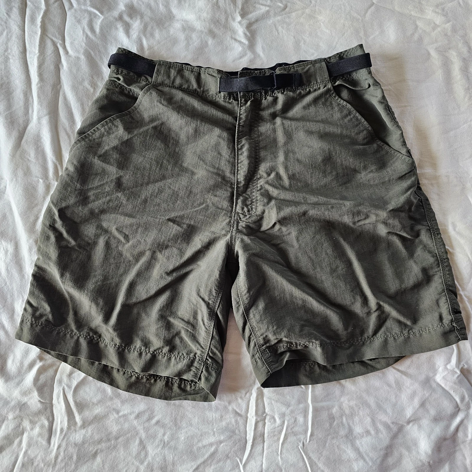 Woolrich Shorts Mens M Green Hiking Elastic Belt Mesh Pockets Camping Active